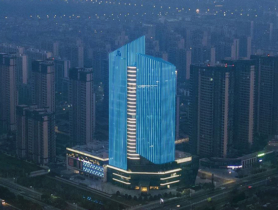 探秘光影萬豪！國際五星級酒店夜景震撼來襲